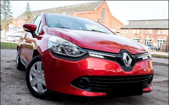 Renault Clio cena 33999 przebieg: 124000, rok produkcji 2016 z Elbląg małe 742